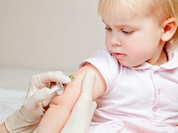 Прививка от кори детям осложнения thumbnail